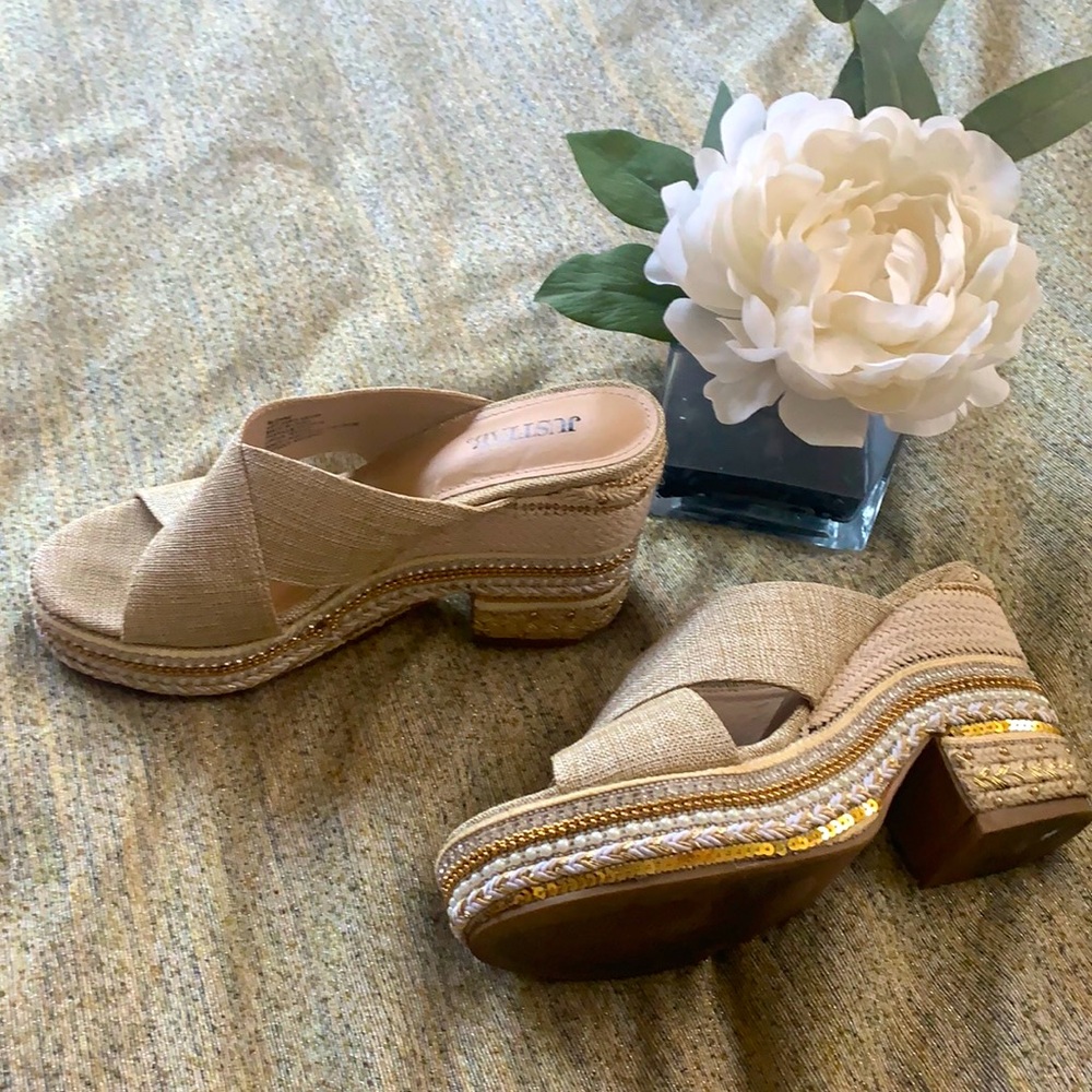 Razzle Dazzel Tan Slip-Ons